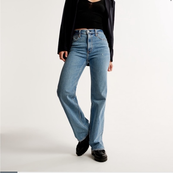 Abercrombie & Fitch Denim - Brand New A&F 90s Relaxed Jean High Rise NEVER WORN